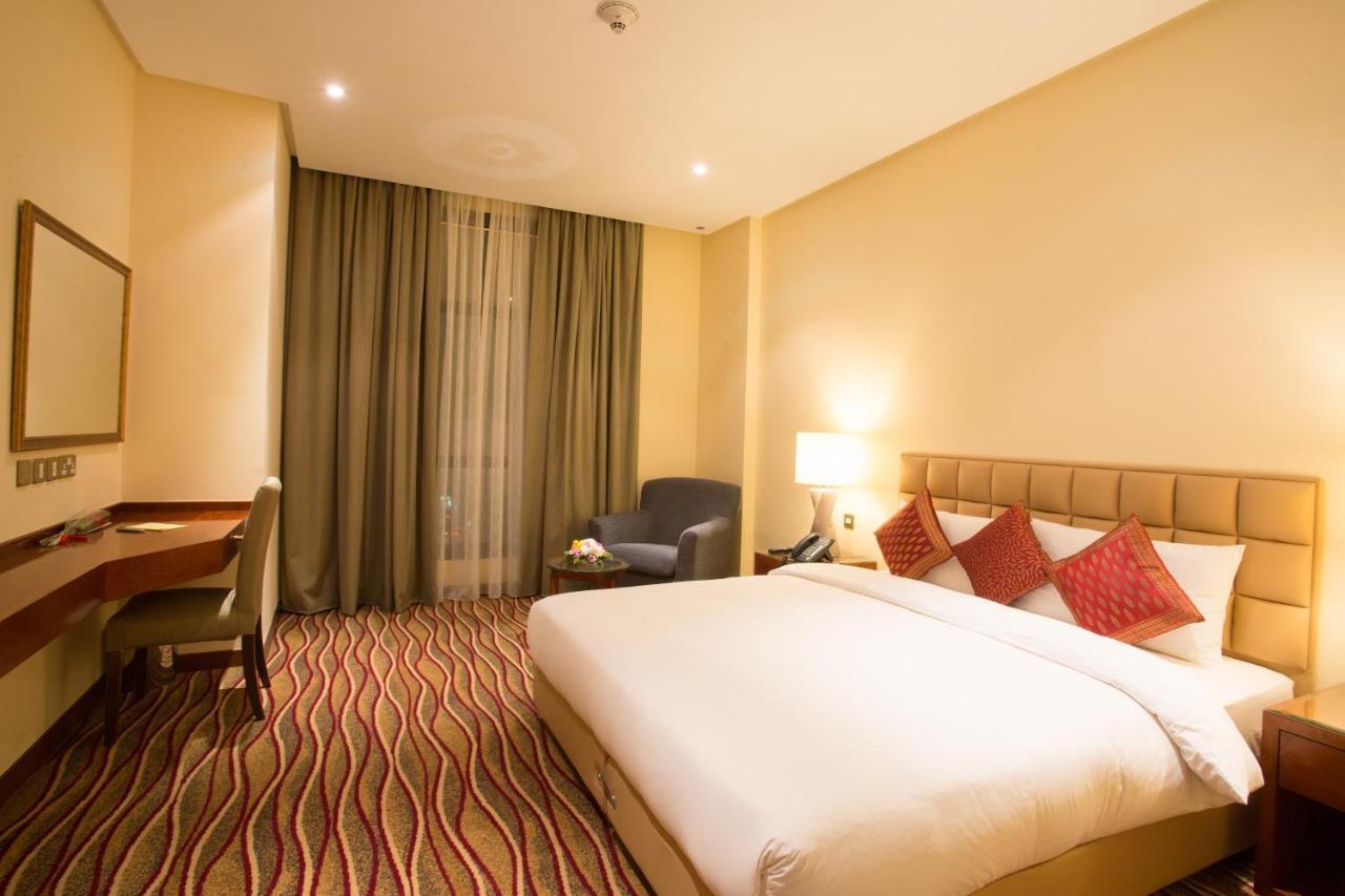 Dalal City Hotel Kuwait City Zimmer foto